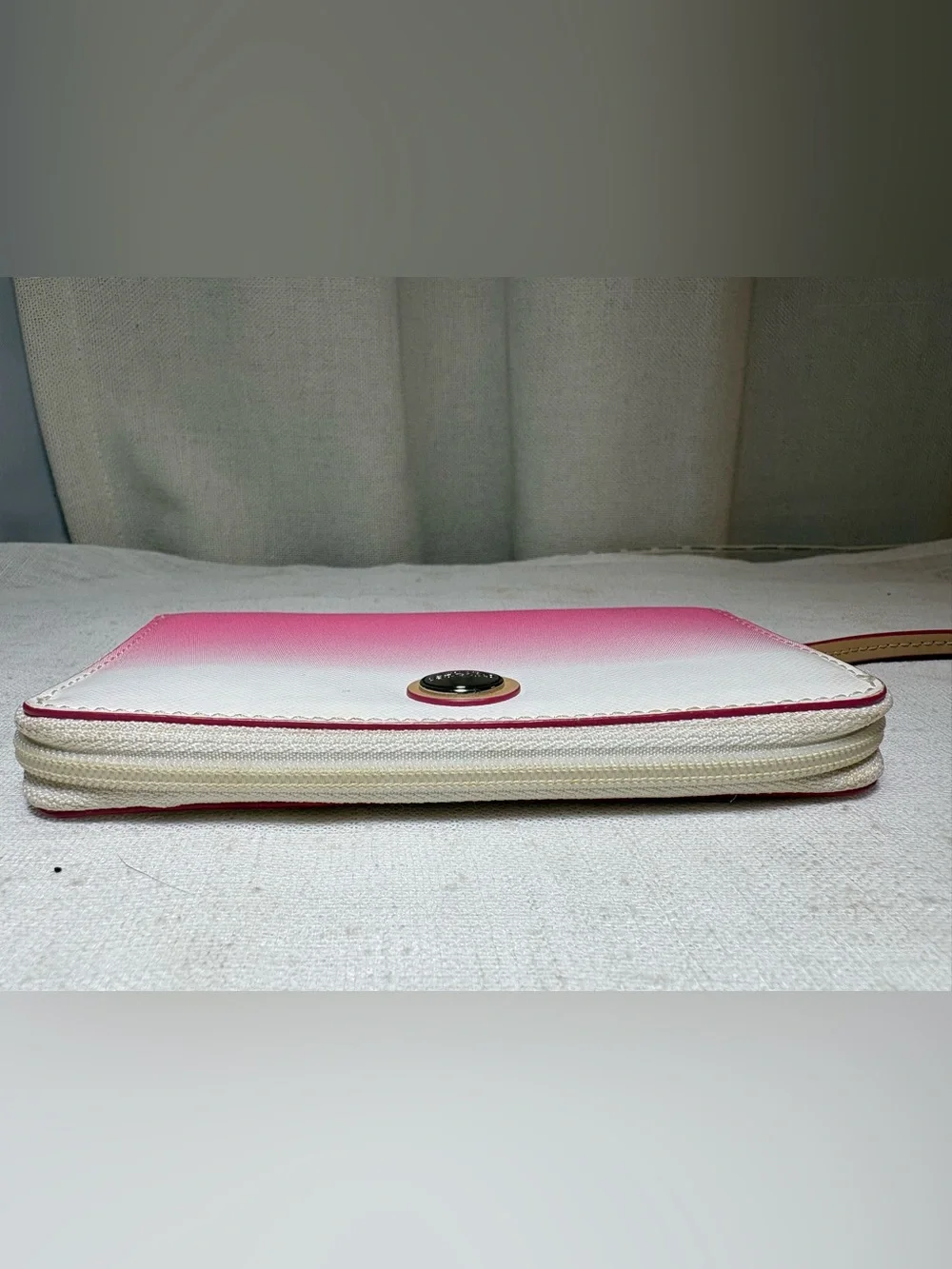 Coach Peyton Pink White Ombre Saffiano Leather Zip Around Wristlet Wallet EUC